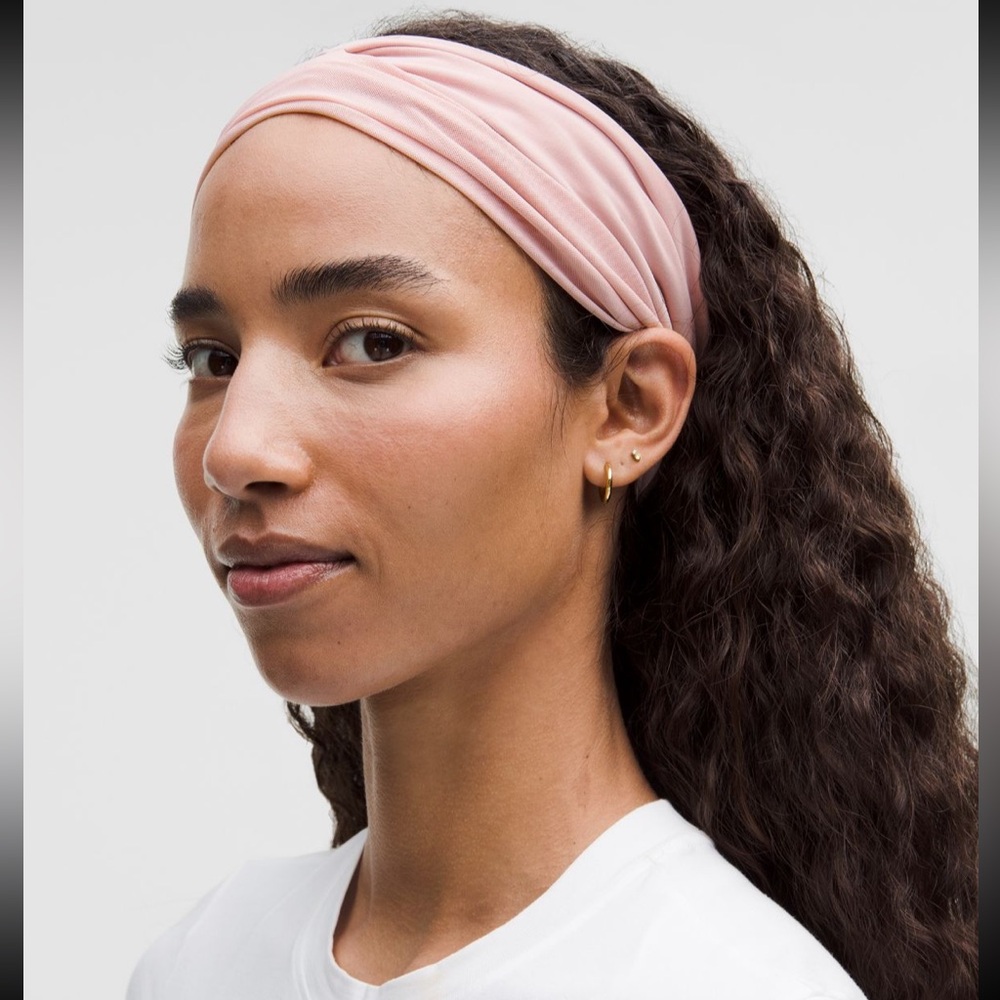 Lululemon Crossover Headband in pink haze